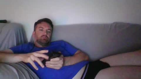 Snapshot of javiergtomas chatting on September 22, 6:56 pm Thomas online show from September 22, 6:56 pm