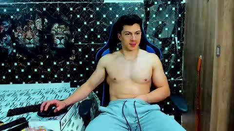 Javier online show from May 14, 6:11 am