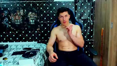Javier online show from May 11, 6:42 am