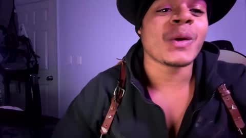 javiSdick online show from October 18, 11:09 pm