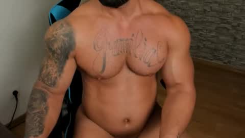 JaxonHunk online show from December 4, 2:33 am