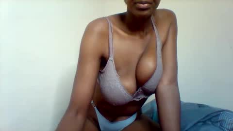 jay_amis online show from May 10, 6:36 pm