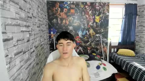 JAY ORANGE online show from February 10, 9:40 pm