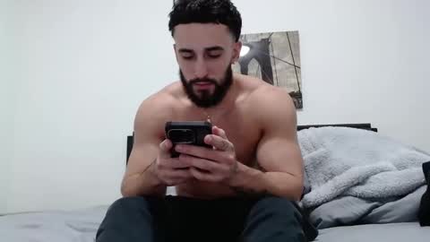 Snapshot of jay_slayz chatting on December 4, 1:52 am jay_slayz online show from December 4, 1:52 am