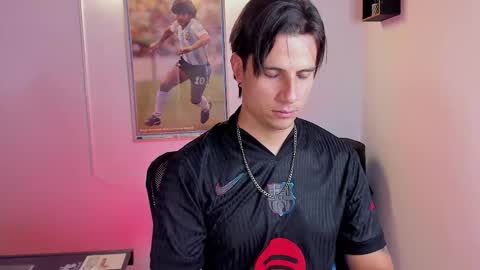 Jay Alvarrez online show from October 1, 7:57 pm