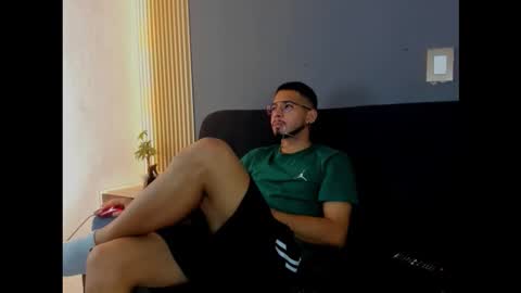 Jay online show from October 3, 4:21 am