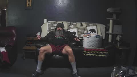 Grand Zaddy or Jay its casual online show from September 26, 6:27 pm