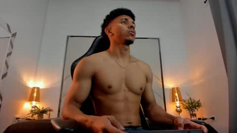 JAYDEN online show from May 19, 12:45 pm