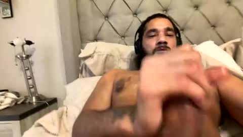 jayhitch3 online show from October 21, 8:23 pm