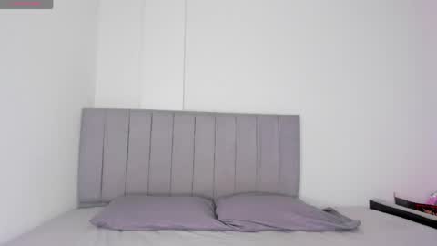 Jazly  online show from June 2, 12:18 pm