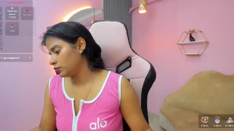 jazmin  online show from September 16, 10:39 am