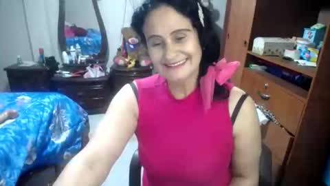 jazmim online show from June 7, 2:33 pm