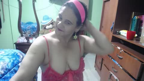 jazmim online show from February 7, 12:06 pm