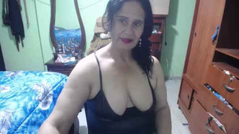 jazmim online show from February 6, 11:04 pm