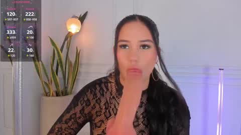 Jasmine  online show from November 7, 9:17 pm