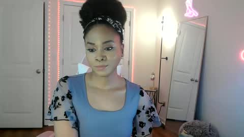 Jazmine Fox online show from March 24, 5:30 pm