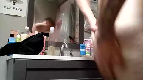 jdingo743817 online show from March 26, 6:24 pm