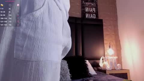 Jean Coleman online show from November 6, 3:42 am