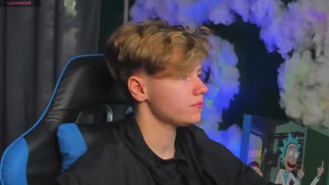 jean_wilsons online show from October 13, 11:34 am