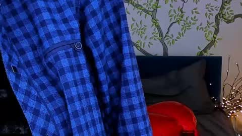 Snapshot of jeanniefox_ chatting on February 15, 2:44 pm jeanniefox_ online show from February 15, 2:44 pm