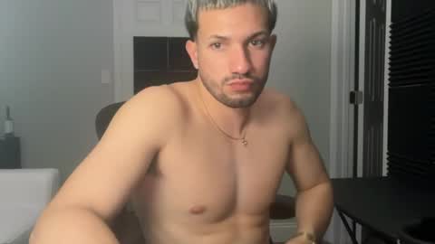 jeanwhitebianco online show from June 27, 11:55 pm