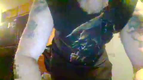 jearnold44 online show from February 22, 5:23 am