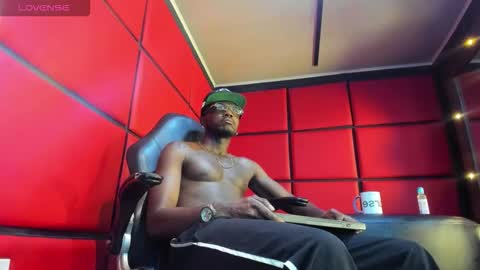 ---  Jeff --- online show from February 9, 4:49 am