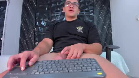 Jeff online show from October 16, 9:24 pm