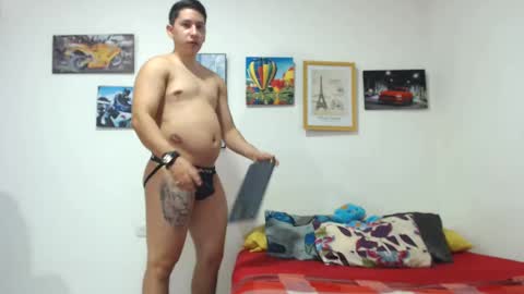 Snapshot of jeffsexybody chatting on February 1, 11:48 pm Jeff online show from February 1, 11:48 pm