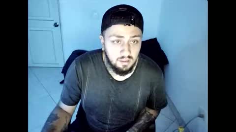 jeiisonfeliipe online show from March 27, 11:44 am