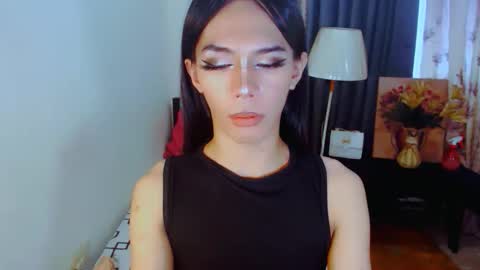 Snapshot of jellow21inchcock chatting on September 18, 2:37 am KYLAHARDFUCKER online show from September 18, 2:37 am