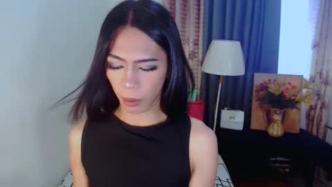 Snapshot of jellow21inchcock chatting on September 17, 1:31 am KYLAHARDFUCKER online show from September 17, 1:31 am