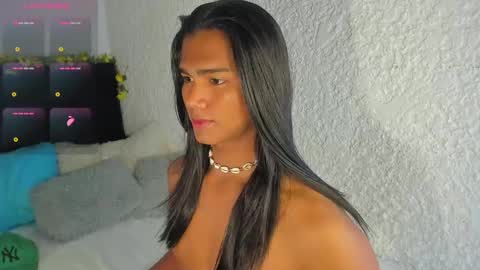 jem roses3 online show from January 19, 3:39 am