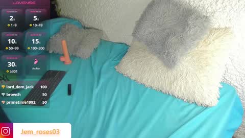 jem roses3 online show from January 26, 8:25 am