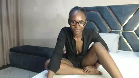 Snapshot of jemimaaam chatting on February 25, 10:59 am Jemmi online show from February 25, 10:59 am