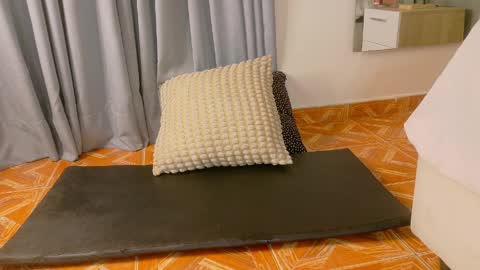 Jena  online show from April 10, 6:30 am