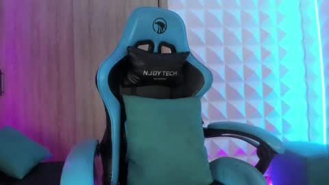 jendralevis online show from March 11, 10:53 pm