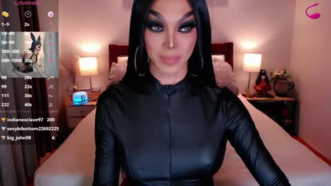 Queen Jenifer online show from January 26, 11:08 pm