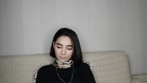 Jenifer online show from October 28, 6:20 pm