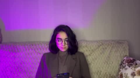 Jenifer online show from October 1, 9:02 pm