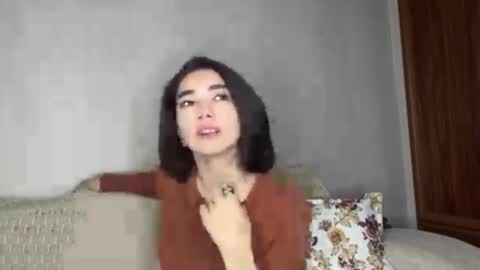 Jenifer online show from November 12, 3:14 pm