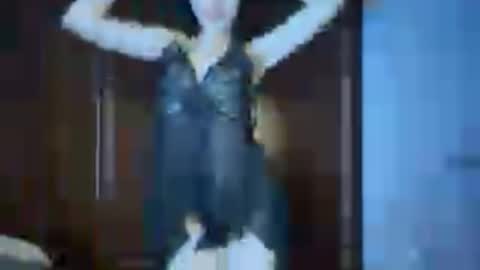 Jenifer online show from October 15, 4:19 pm