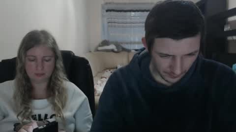 JenisAndPeter online show from March 9, 4:00 pm