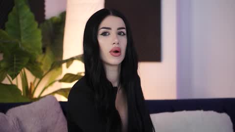 jenna_day online show from October 3, 9:17 am