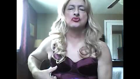 jennacd56 online show from September 20, 6:44 pm