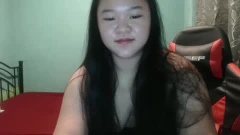 jennalyn_19 online show from March 10, 7:07 pm