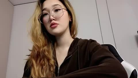 JENNA online show from February 22, 6:17 am