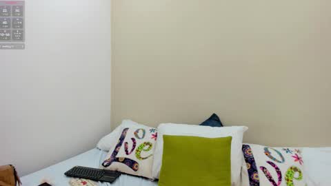 jenner_madison online show from March 19, 12:32 pm