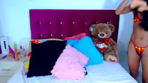 jenn online show from October 5, 9:22 pm