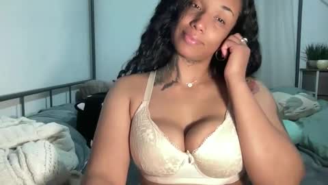 Snapshot of jenni_cash chatting on March 8, 7:05 am Mistress Jenni online show from March 8, 7:05 am